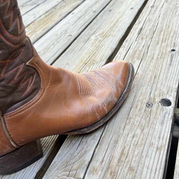 Tony Lama Cowboy Boots - Picture 4 of 8